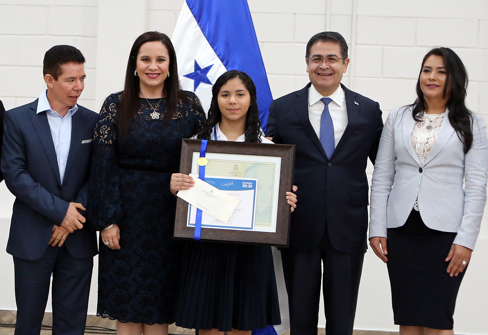 Galardonados por Su Excelencia